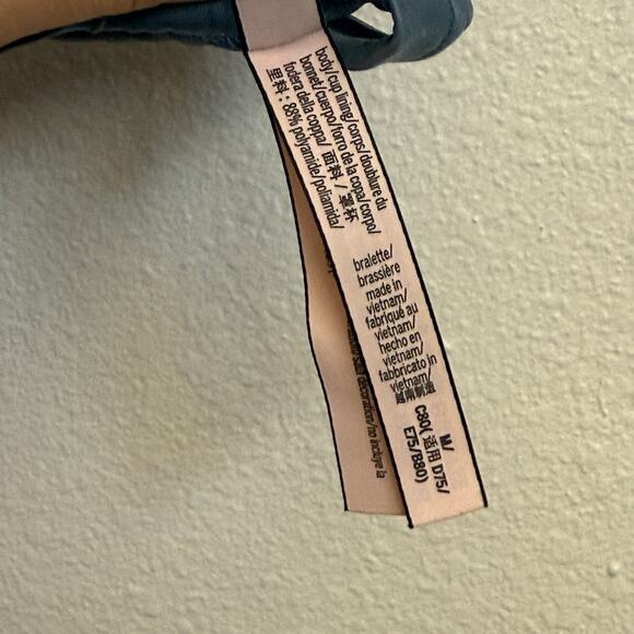 5/$25 Victoria's Secret Lace Bra in Dusty Blue Medium - Picture 6 of 6